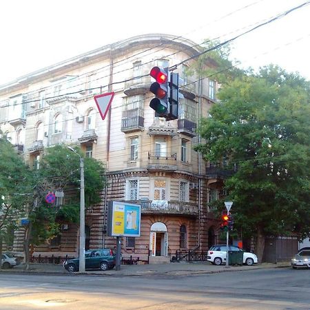 Apartment Vechnye Tsennosti Odessa Dış mekan fotoğraf